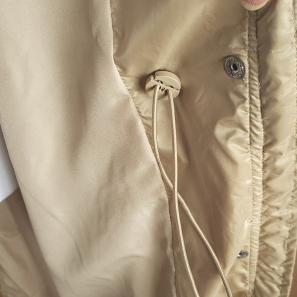 NWT Light packable Rain Coat H&M - Picture 8 of 15